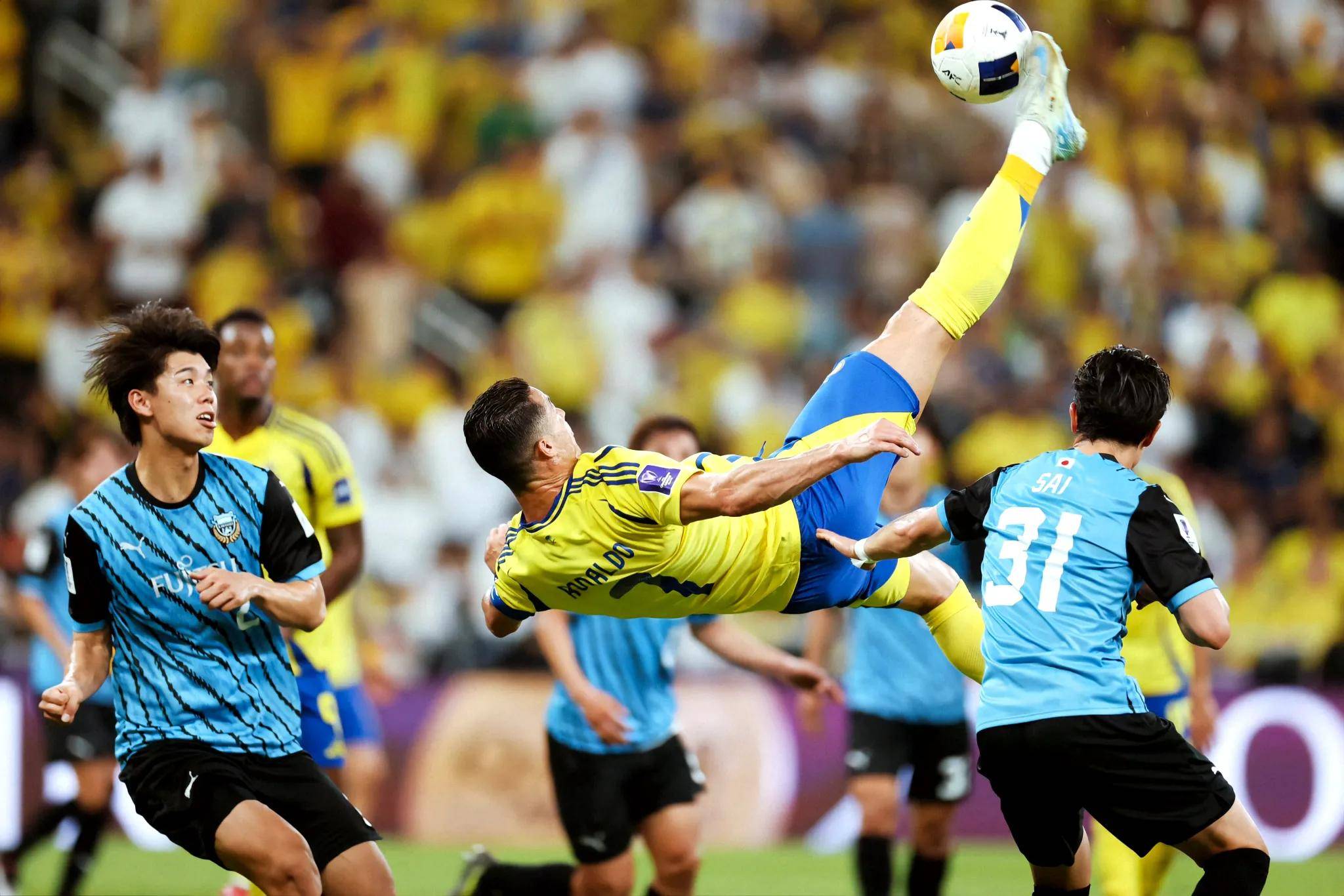 爱游戏网址-东亚球队大比分胜出!球迷欢呼雀跃的简单介绍