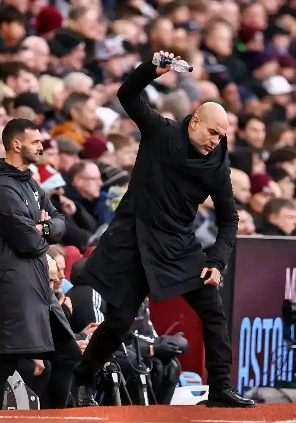 爱游戏网址-法老城绝杀拜仁，瓜迪奥拉战术再受质疑