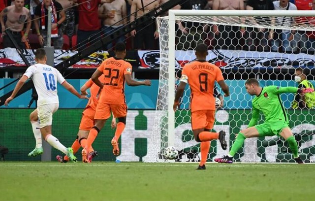 爱游戏app下载-荷兰队连败不止,意大利队战术精妙的简单介绍