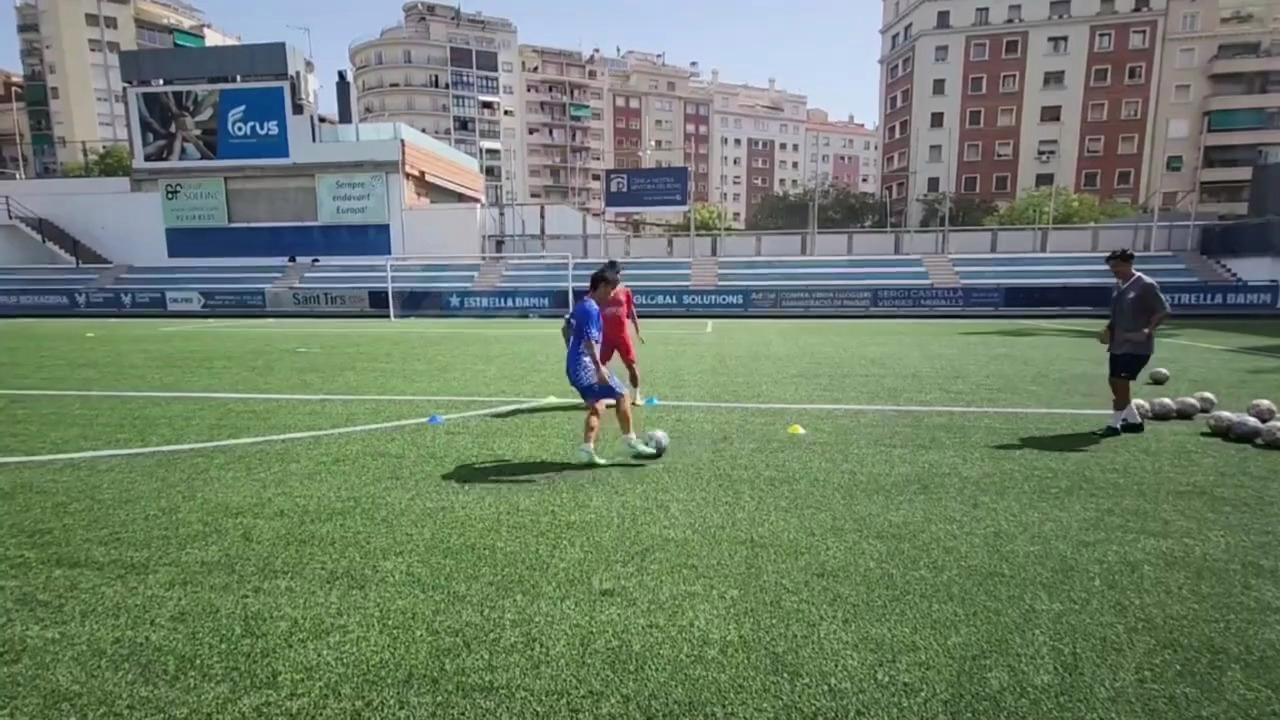 爱游戏app下载地址-球员私下接受训练备战新赛季