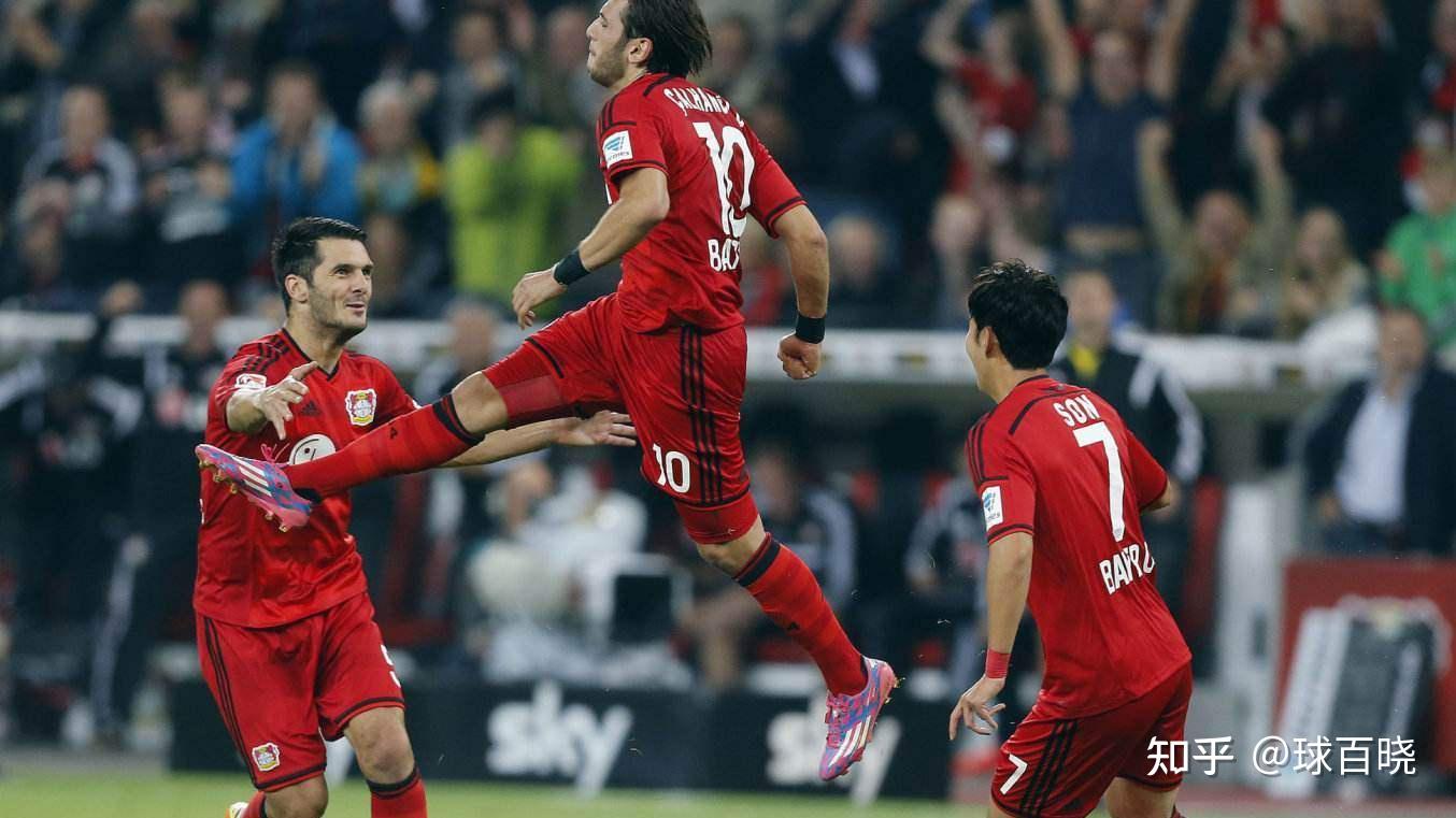 爱游戏app-欧洲国家实力碰撞，赛事热度持续升温精彩绝伦